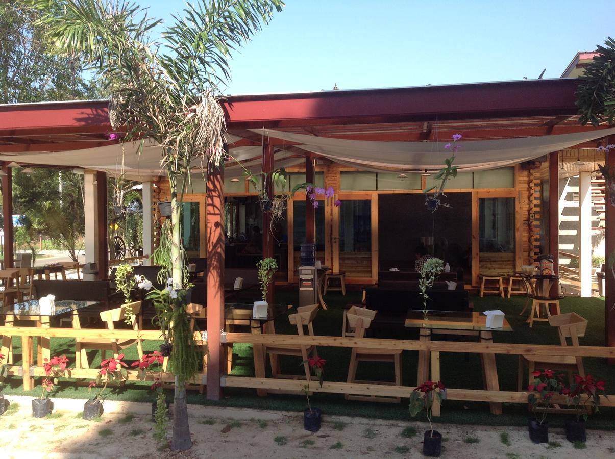 入住放松酒店 Ban Laem Sok 外观 照片