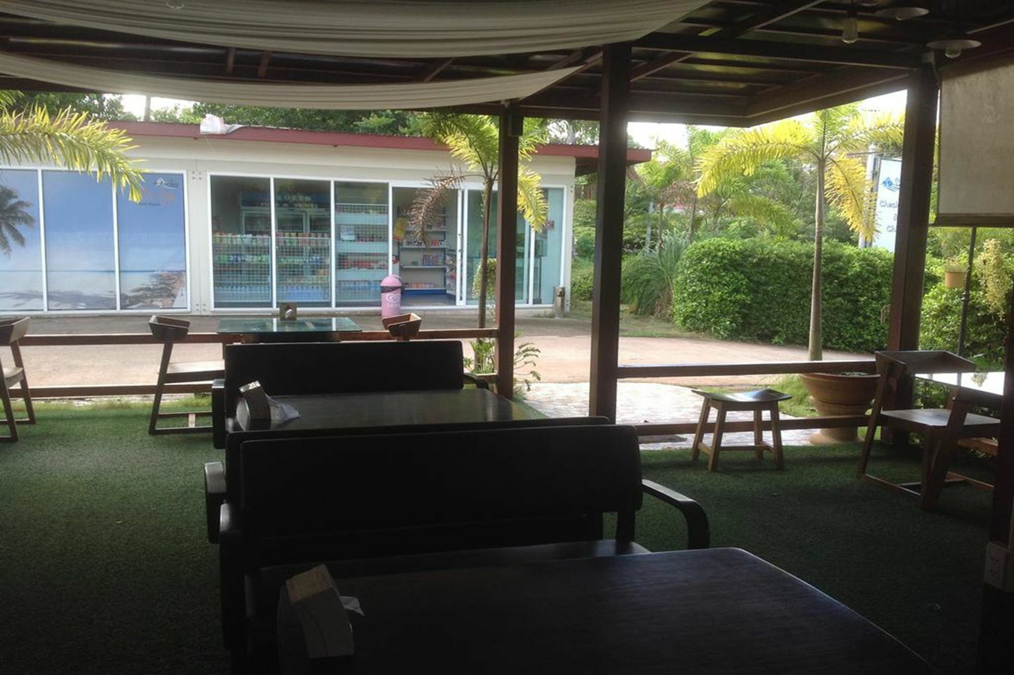 入住放松酒店 Ban Laem Sok 外观 照片